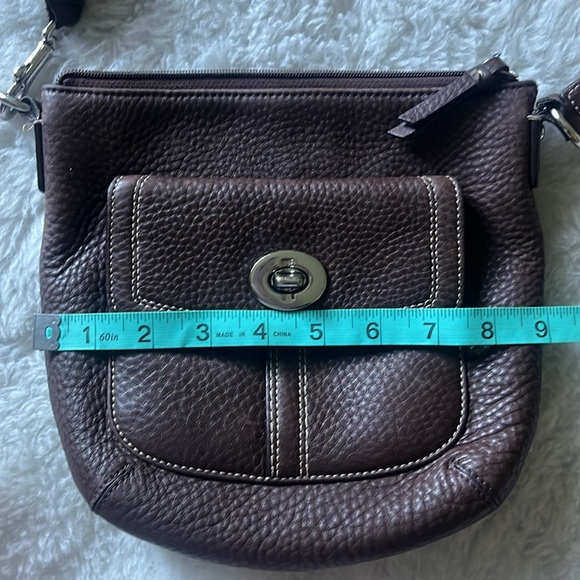Brown pebbled leather crossbody soho style bag - Picture 13 of 15